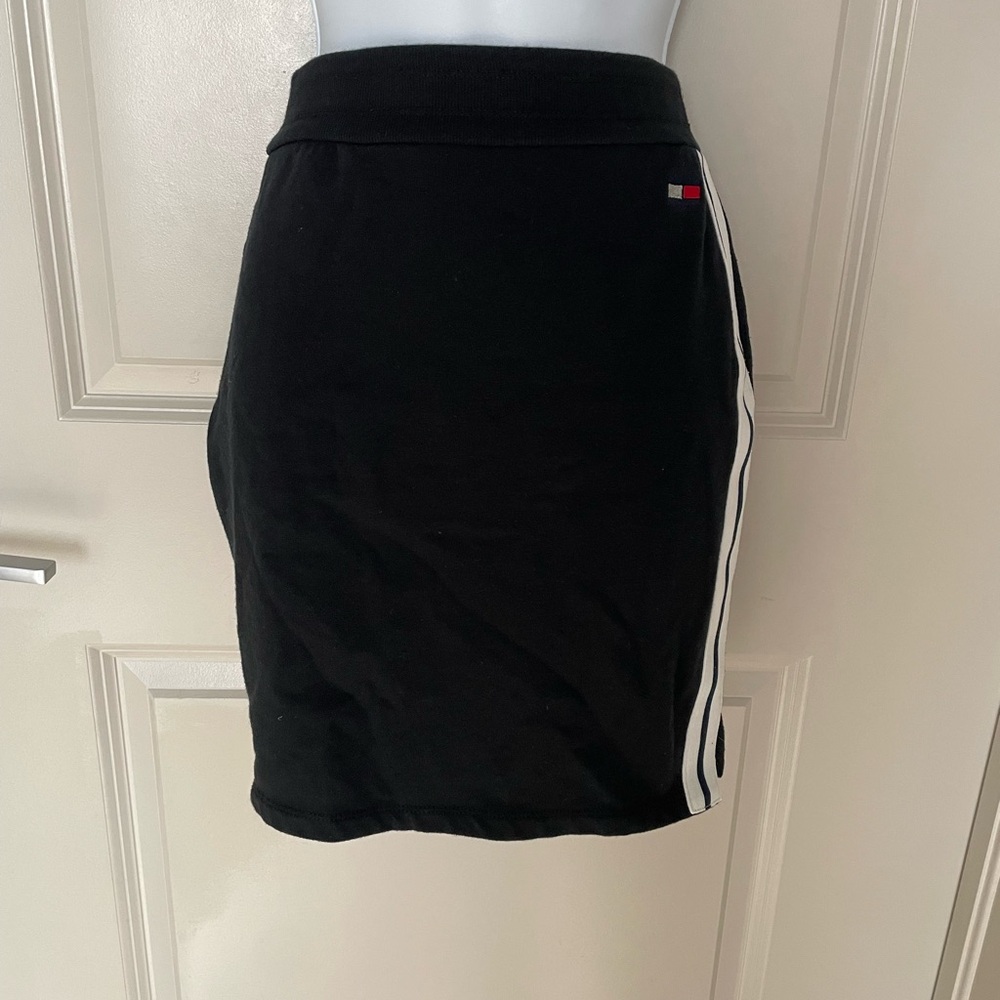 Tommy Hilfiger Black Mini Skirt with White Accent